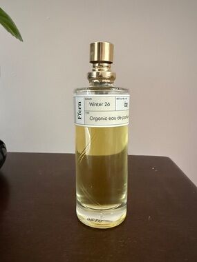 Efern Winter 26 Organic Eau de Parfum - Yellow/Gold Bottle